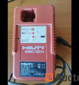 Chargeur HILTI SBC 12H : 30 €