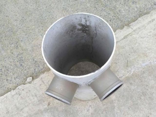 Chambre de visite 30 cm : 10 €