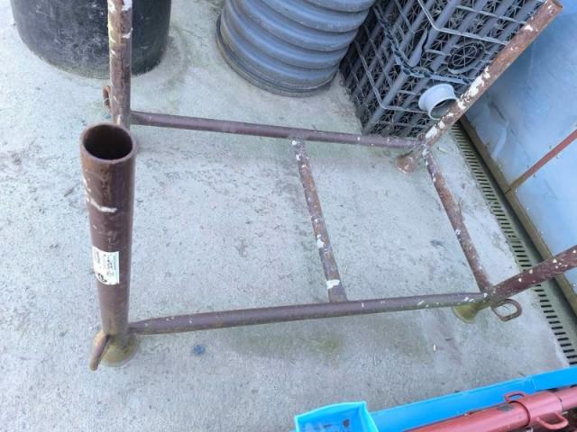 Rack étançons 140/80 GS : 60 €