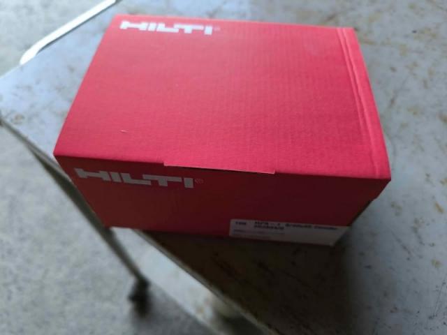 Cheville Hilti HPS-1 6 40x 65 combo  : 12 € la boite