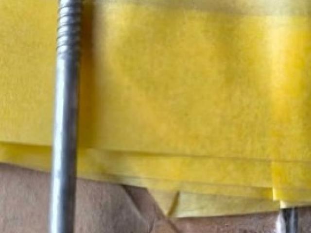 Crochets mur type LKS galva 300-3.5 :500 pces : 45 €