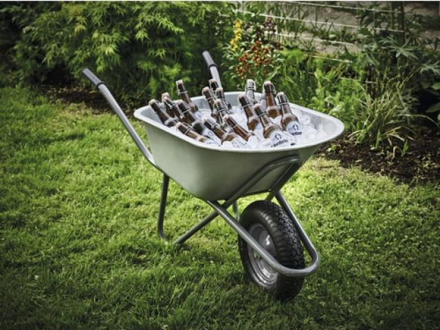 Brouette 90 litres : 50 €