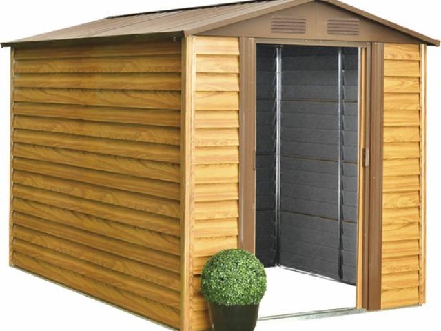 Remise à outils PERGART Frankfurt II 86 236 x 195 cm aspect bois : 430 €