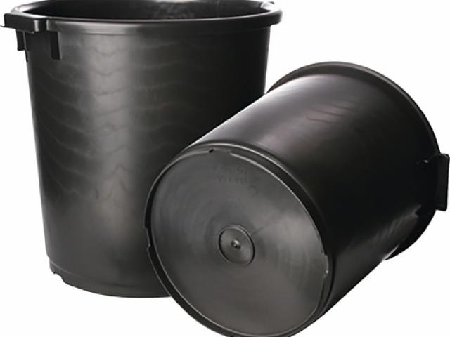 Seau à mélanger PE rond noir avec poignées 35 l : 10 € Pièce
