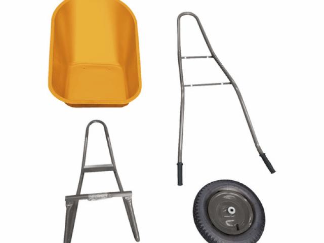 Brouette PP PRECIT bac de 100 litres : 50 €