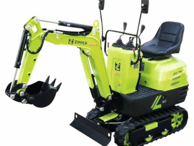 Mini-pelle sur chenilles Zipper ZI-MBGS600 : 5350 €