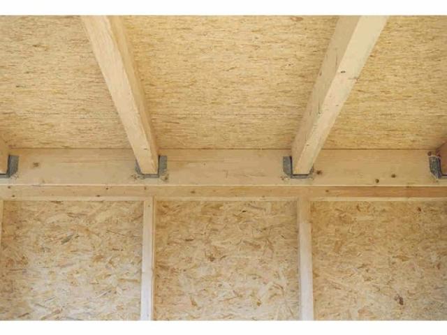 Panneau de pose OSB3 2050x625x18 mm  : 7,25 € M²