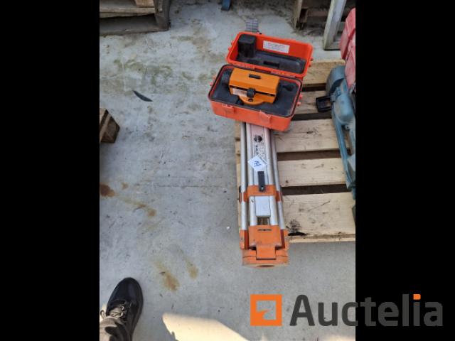 Mire de chantier avec trépied Nedo N24 :  70 €